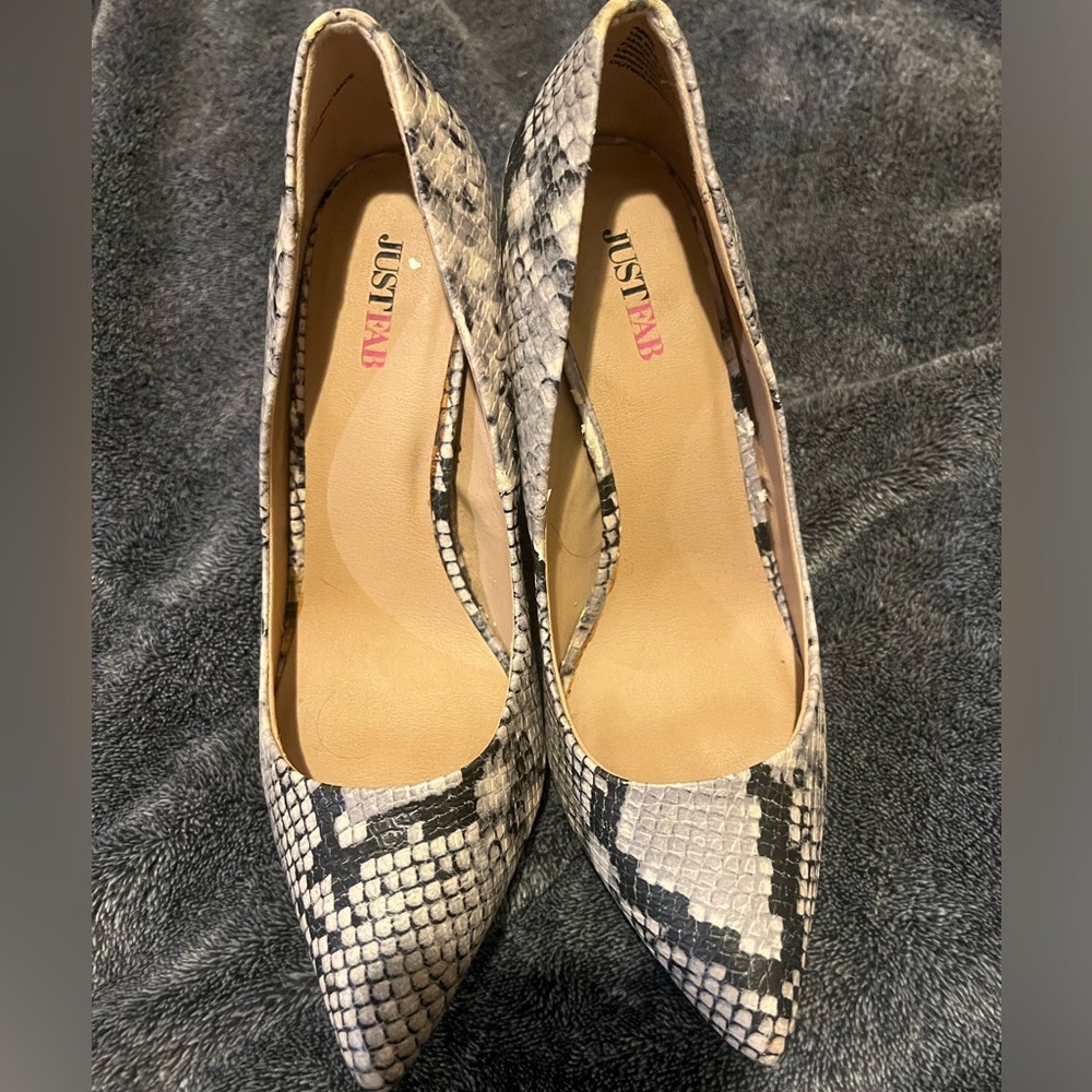 Snake detail size 9